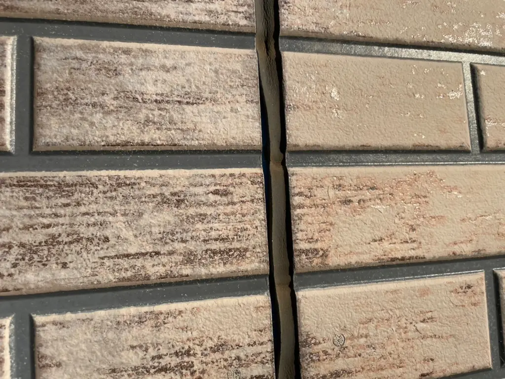 外壁とシーリング②/町田市の外壁塗装専門店ONE REFORM(ワンリフォーム)