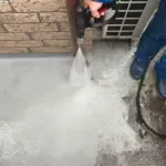 着工／町田市木曽西／外壁塗装／ベランダ床／トップコート／シリコン／町田市の外壁塗装専門店ワンリフォーム／ONE REFORM