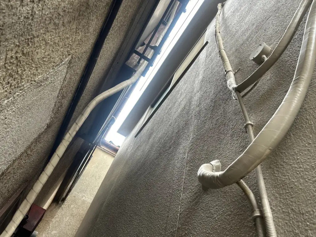 施工事例/町田市/外壁塗装/外壁塗装専門店/ワンリフォーム/雨樋取替/雨樋/火災保険/付帯部塗装/完工