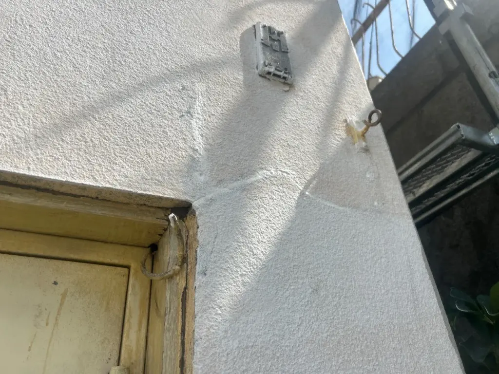 施工事例/町田市/外壁塗装/外壁塗装専門店/ワンリフォーム/雨樋取替/雨樋/火災保険/外壁剥離/旧塗膜剥離