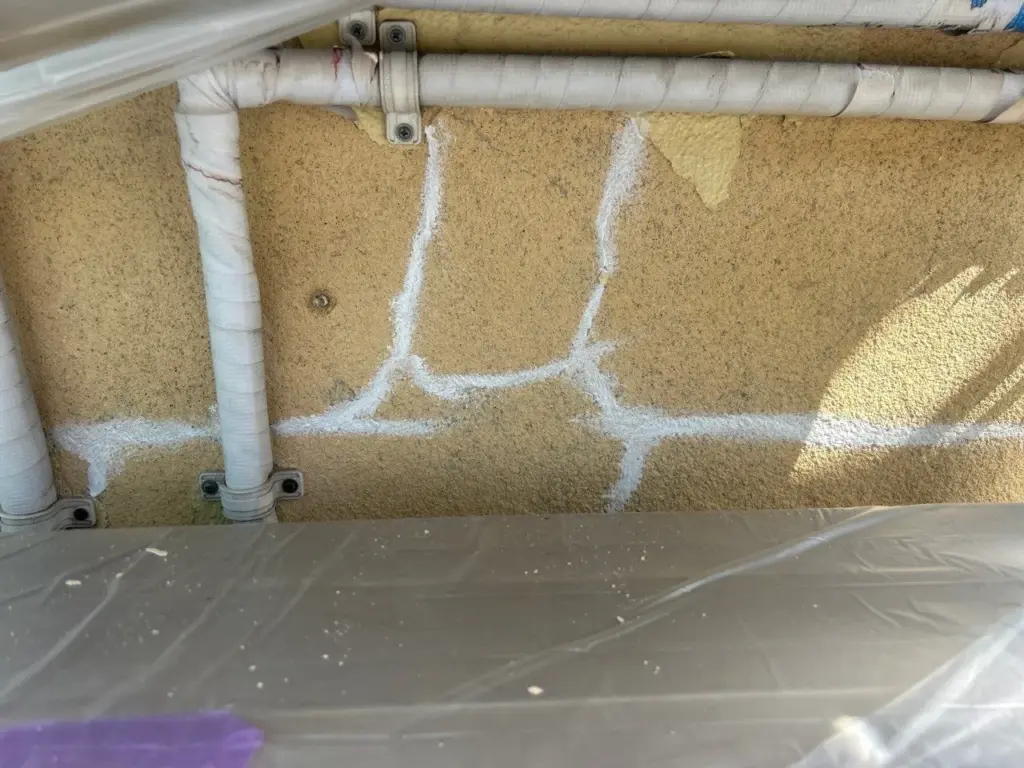 施工事例/町田市/外壁塗装/外壁塗装専門店/ワンリフォーム/雨樋取替/雨樋/火災保険/外壁剥離/旧塗膜剥離