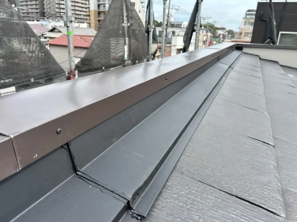 施工事例/町田市/外壁塗装/外壁塗装専門店/ワンリフォーム/雨樋取替/雨樋/火災保険/笠木板金