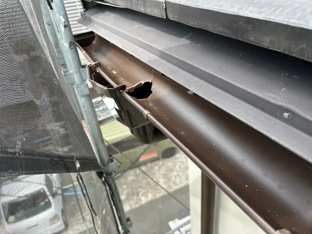 施工事例/町田市/外壁塗装/外壁塗装専門店/ワンリフォーム/雨樋取替/雨樋/火災保険