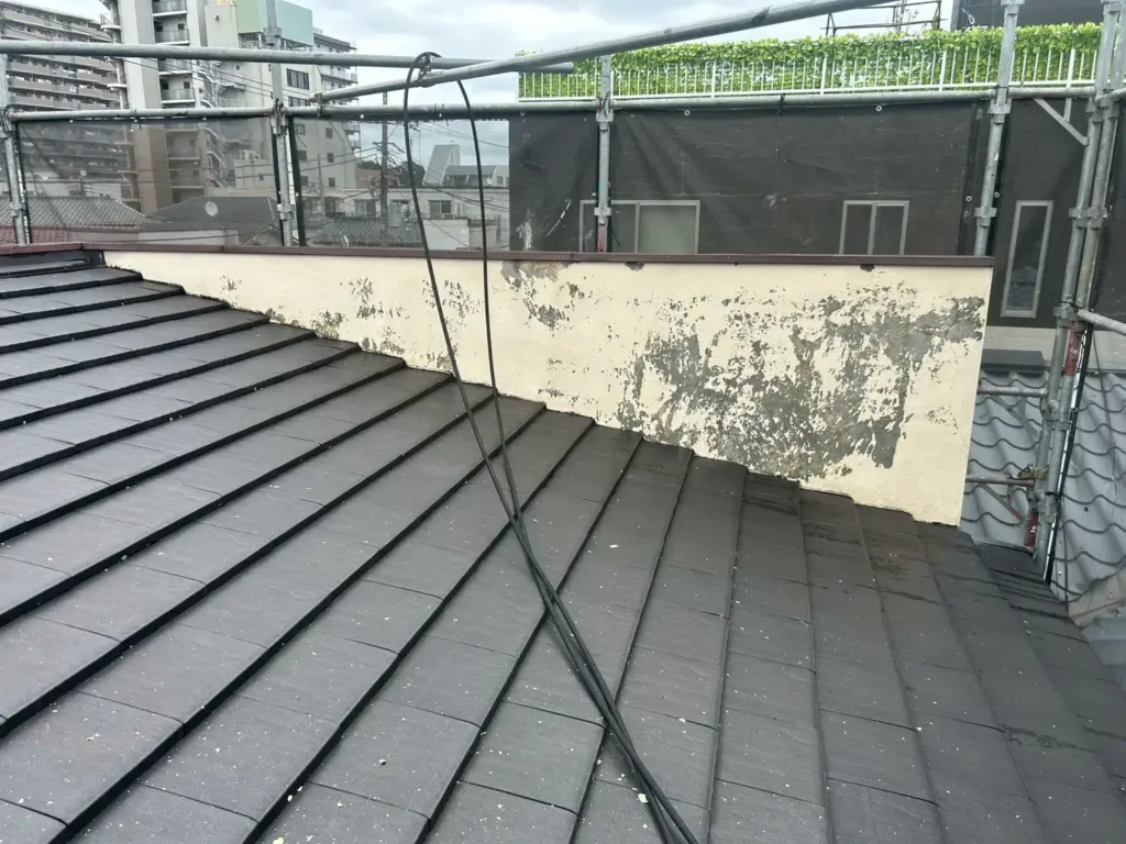 施工事例/町田市/外壁塗装/外壁塗装専門店/ワンリフォーム/雨樋取替/雨樋/火災保険/外壁剥離/旧塗膜剥離