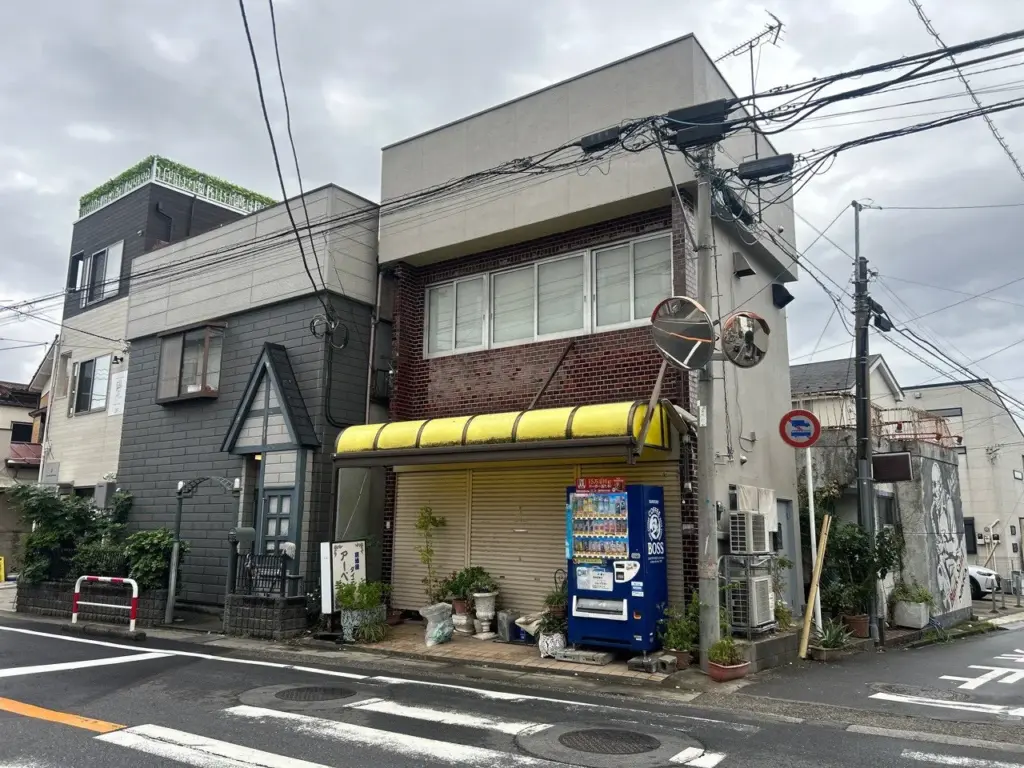 施工事例/町田市/外壁塗装/外壁塗装専門店/ワンリフォーム/雨樋取替/雨樋/火災保険/付帯部塗装/完工